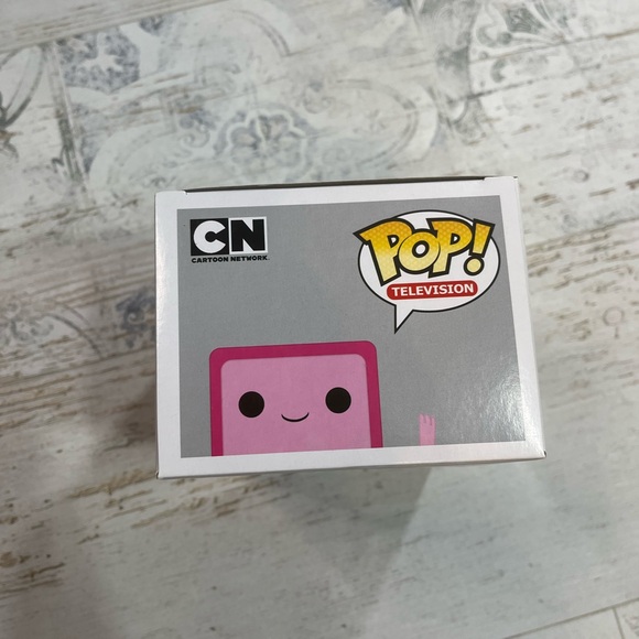 Funko Pop Blushing BMO #321 Adventure Time Figure Hot Topic Exclusive - Picture 5 of 6